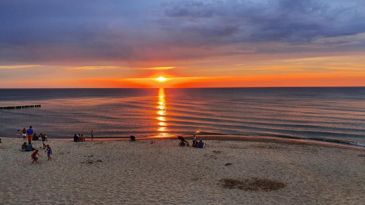 "U Izy" Pokoje Goscinne I Przyczepy Campingowe Mielno  Exterior foto