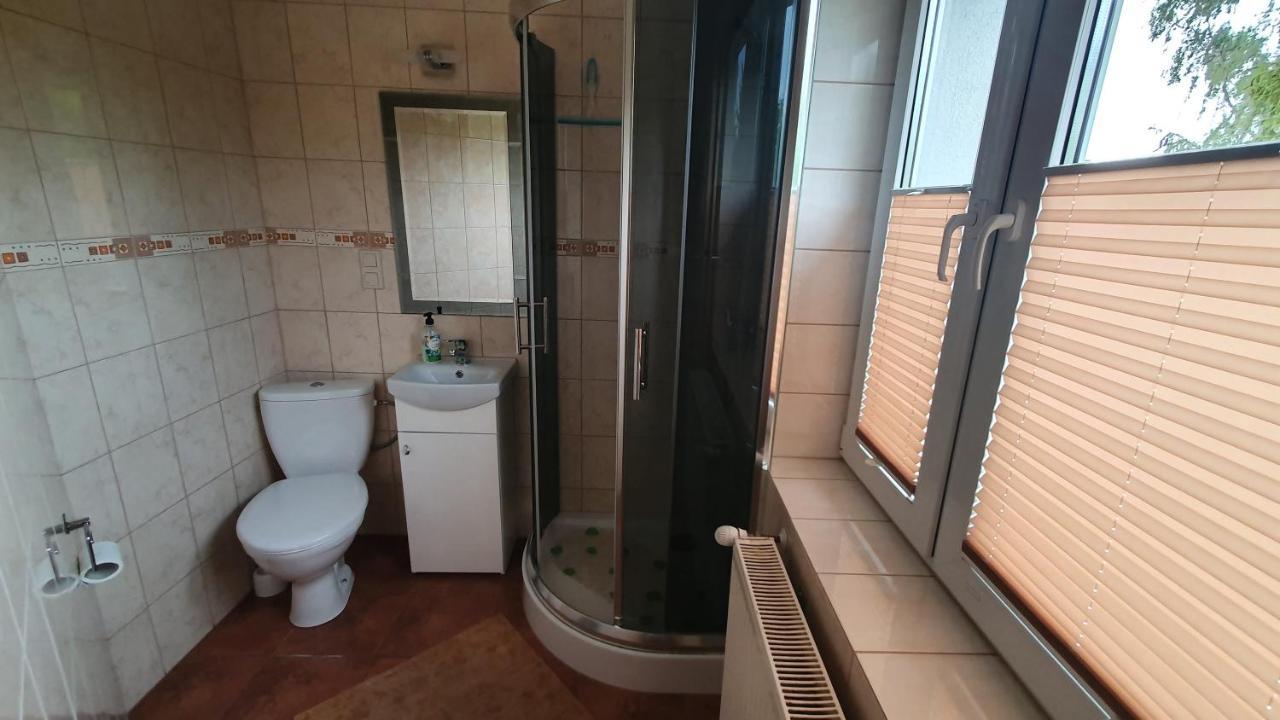 "U Izy" Pokoje Goscinne I Przyczepy Campingowe Mielno  Exterior foto